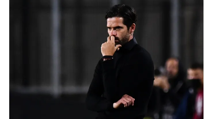 Es resistido en Boca, pero Gago lo llamó para jugar en Racing
