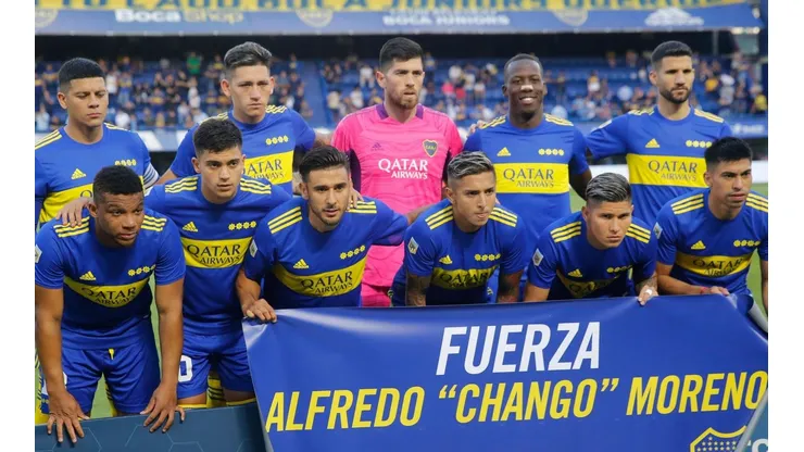 Vélez, a la carga por un jugador de Boca.