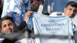 FIFA multó a la Selección Argentina por cantos discriminatorios ante Brasil. (Getty Images)