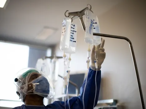 COVID-19 en Argentina: cuántos casos positivos de coronavirus hubo HOY jueves 6 de enero de 2022, cuántos muertos y cuál es el porcentaje de ocupación de camas