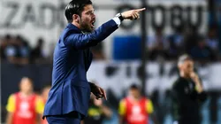 Fernando Gago insiste por Ricardo Centurión para Racing.