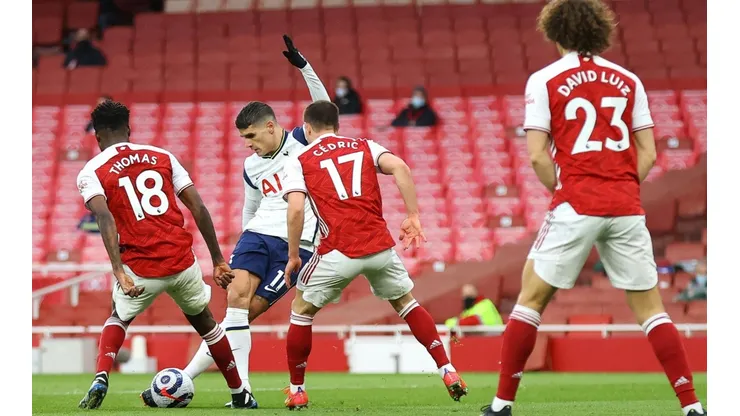 Esta genialidad de Lamela, en la terna final para el Puskas de la FIFA. (Getty Images)
