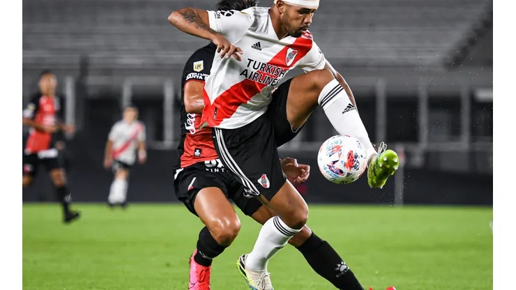 David Martínez se quedará a préstamo en River.