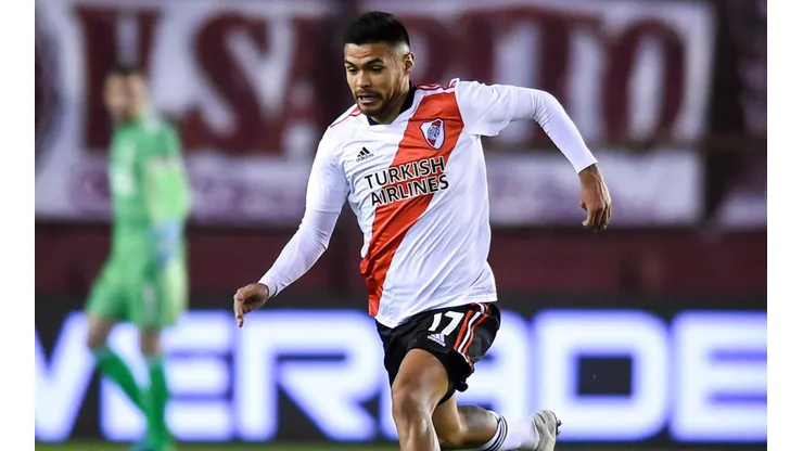 No lo sueltan: la oferta millonaria que River rechazó por Paulo Díaz