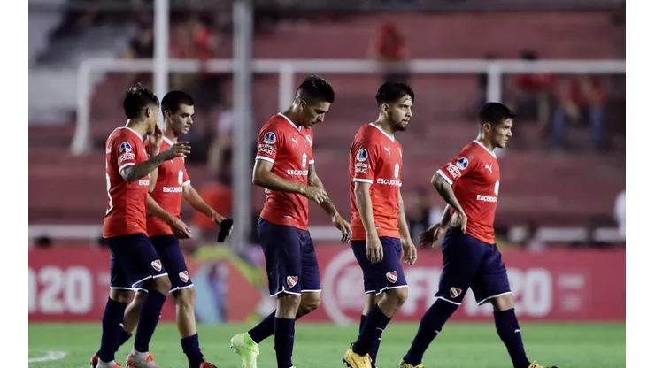 Debía volver a Independiente pero jugará en Gremio: ¿Cuánta plata le entrará al Rojo?