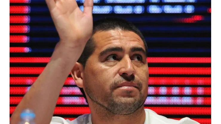 Buen ojo de Riquelme: uno de los codiciados por Boca, elegido como el mejor del año en su liga