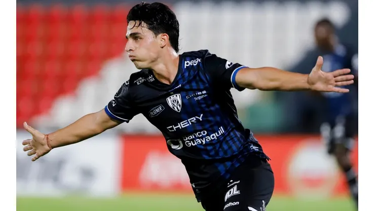 Gallardo busca reforzar el mediocampo y los cañones apuntan a Lorenzo Faravelli