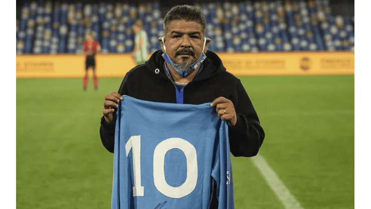 Murió Hugo Maradona.