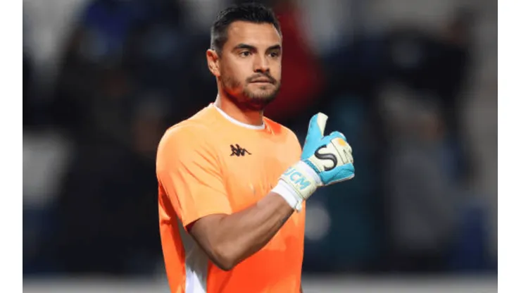 Romero y un guiño a su vuelta al fútbol argentino.