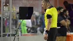 El VAR se prepara para desembarcar en el fútbol argentino.