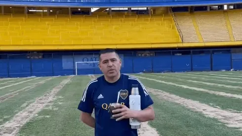 VIDEO | Riquelme pasó por 'el patio de su casa' y Boca subió un video suyo en La Bombonera