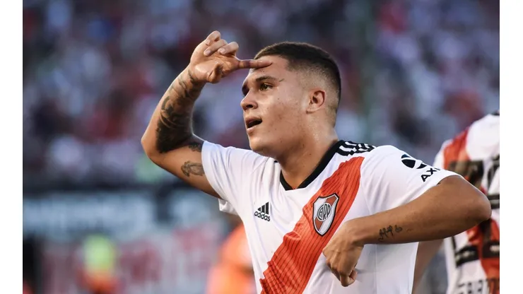 El posteo de Juanfer Quintero que ¿confirma su regreso a River?: "Llegó el regalo"
