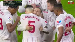El Papu Gómez marcó el primer gol para Sevilla frente a Barcelona.