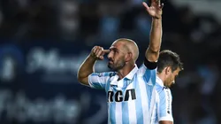 Lisandro López continuará con su carrera en Sarmiento.