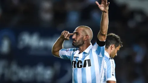 Lisandro López continuará con su carrera en Sarmiento.