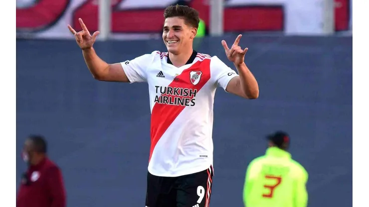 Barcelona se bajó de la puja por Julián Álvarez.