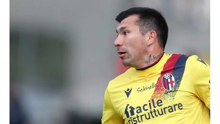 Riquelme no podría sumar a Medel en Boca.