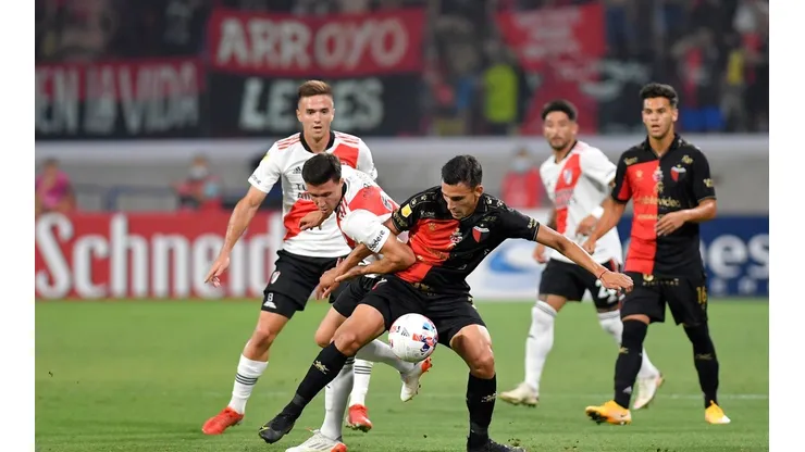 River Plate v Colon - Trofeo de Campeones 2021