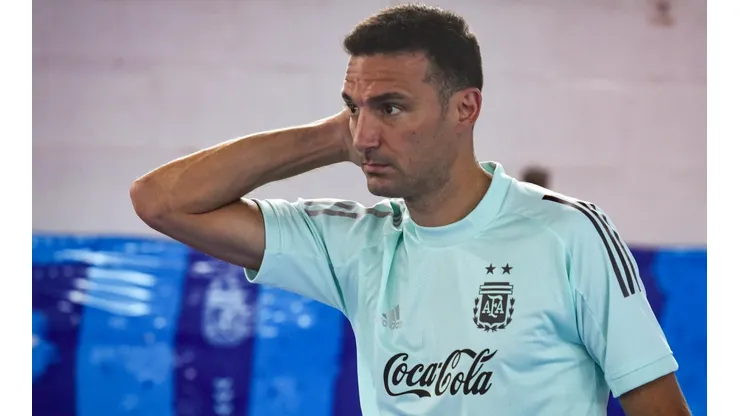 Scaloni sigue a una joya del fútbol local.