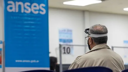 Jubilados y pensionados, AUH, Progresar: quiénes cobran hoy 16 de diciembre en Anses