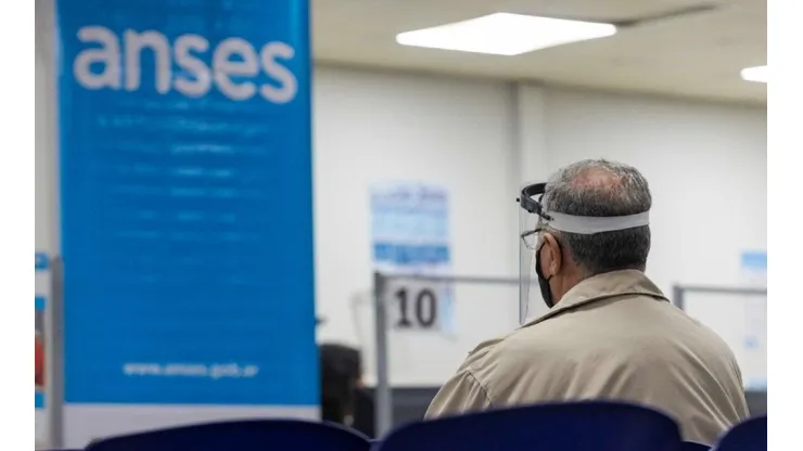 Jubilados y pensionados, AUH, Progresar: quiénes cobran hoy 16 de diciembre en Anses