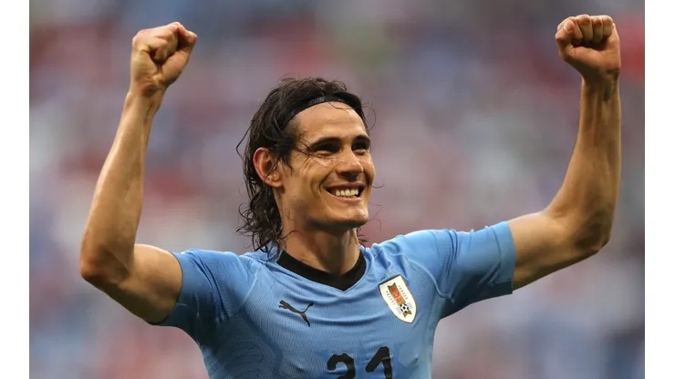 Un posible rival de Boca en la Libertadores le hizo una oferta a Cavani