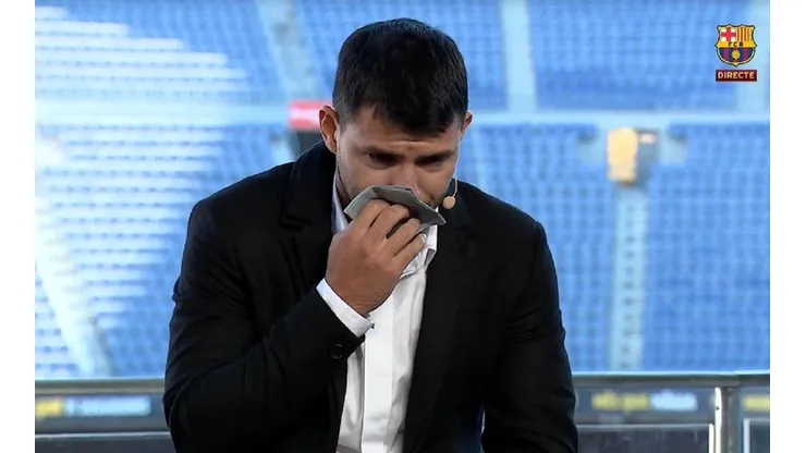 El Kun se despidió del fútbol