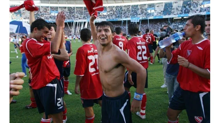 El mensaje del Kun a Independiente tras confirmarse su retiro