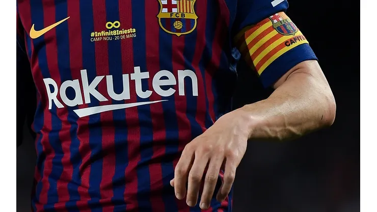 Dani Alves jugará en Arabia Saudita, cuando Barcelona enfrente a Boca.