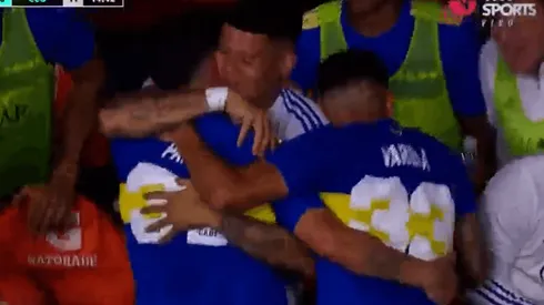 VIDEO | Pavón puso el 1 a 0 para Boca y fue corriendo a abrazar a Rojo