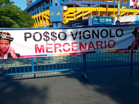 Los hinchas de Boca, furiosos con el Pollo Vignolo: apareció otra bandera en La Bombonera