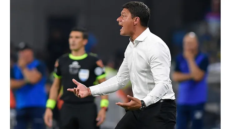 Fin de la novela: Riquelme tomó una decisión sobre el futuro de Battaglia como DT de Boca