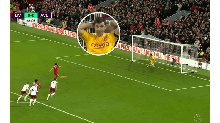 Salah le ganó el duelo a Dibu.