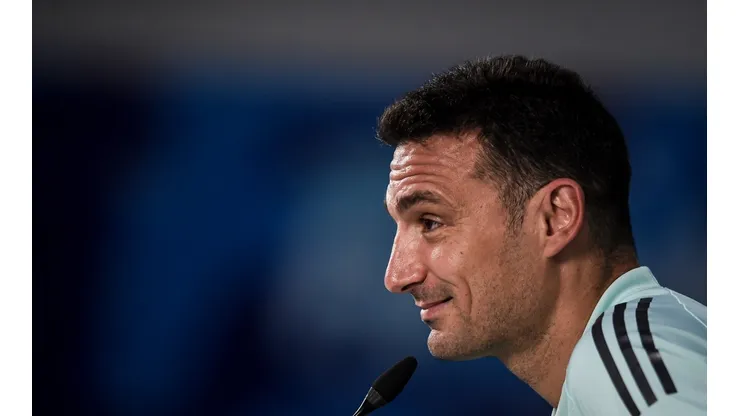 Gran reconocimiento para Scaloni: según la IFFHS, integra el podio de los mejores del mundo