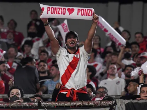 VIDEO | El emocionante recibimiento de los hinchas de River para Gallardo y Ponzio
