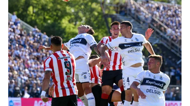Gimnasia le ganó a Estudiantes en un verdadero partidazo.