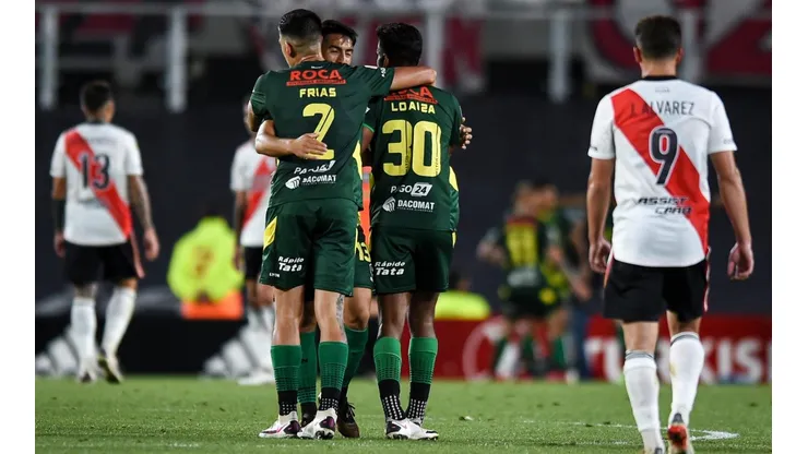 Con un clima de despedida, River cayó ante Defensa en un partidazo