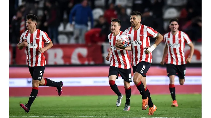 Estudiantes v River Plate - Torneo Liga Profesional 2021