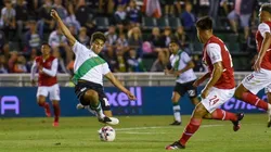 En la noche de Peña y Arenales, Banfield le ganó 4-1 a Independiente.