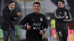 Palacios y el parecido entre Gallardo y Scaloni.