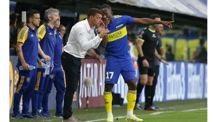 Battaglia tiene el equipo definido para recibir a Newell's.