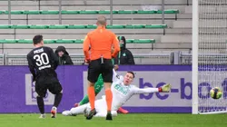 VIDEO | ¡No se puede creer! El insólito gol que erró Messi sin arquero