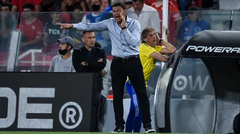 Battaglia le dará lugar a Eros Mancuso por Advíncula.