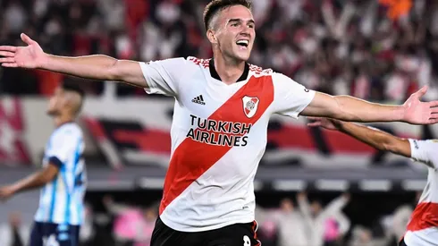 Agustín Palavecino festejando un gol que vale un campeonato