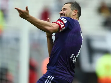 Mora festejó en el Monumental y se acordó de Boca: "Callar y..."