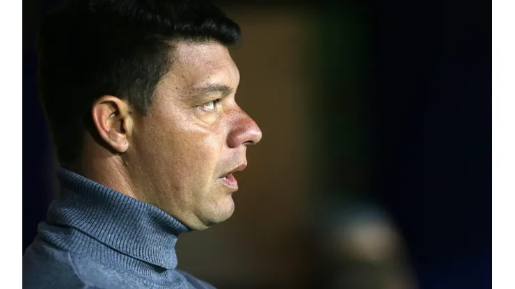 Battaglia patea el tablero ante Independiente.