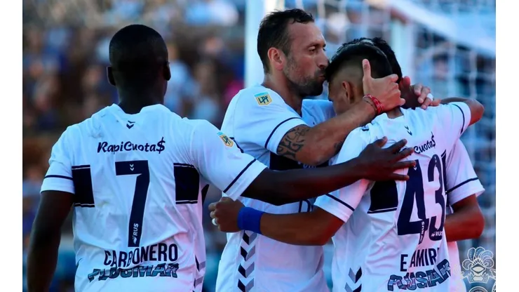 Gimnasia venció a Talleres por 4 a 2 (Foto: Gimnasia vía Twitter)