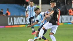 Colón le dio vuelta el resultado a Racing y le ganó 2-1 en Avellaneda.
