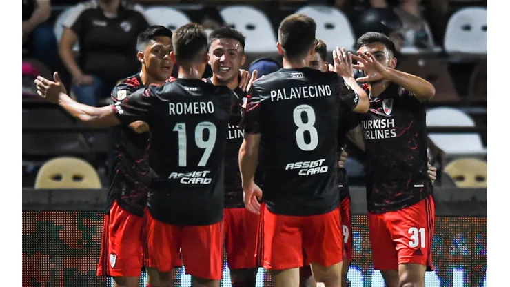 River puede dar la vuelta ante Racing.