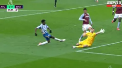 Dibu sigue de racha y salvó al Aston Villa.